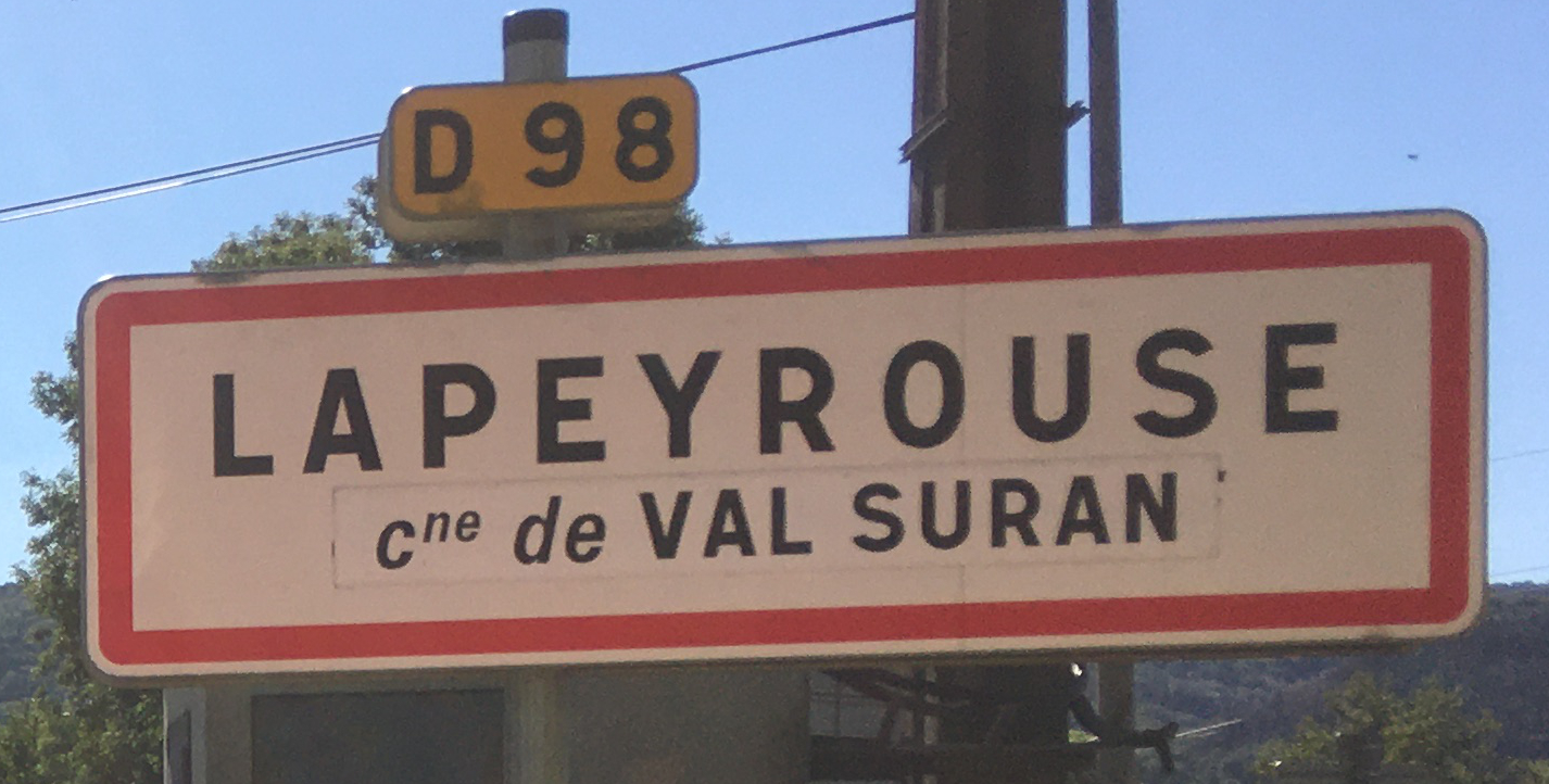 Panneau d'agglomération Lapeyrouse